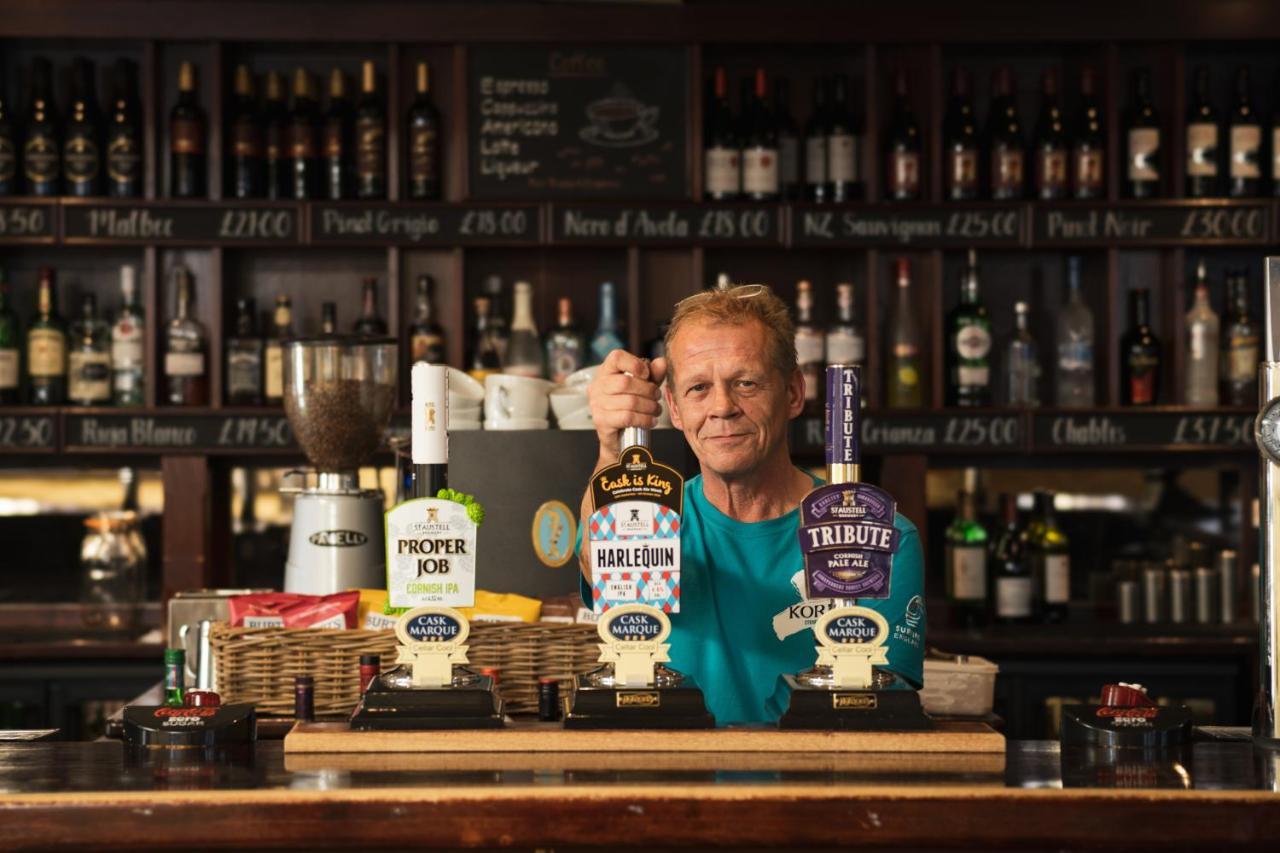Rose And Crown Yealmpton Hotel Bagian luar foto