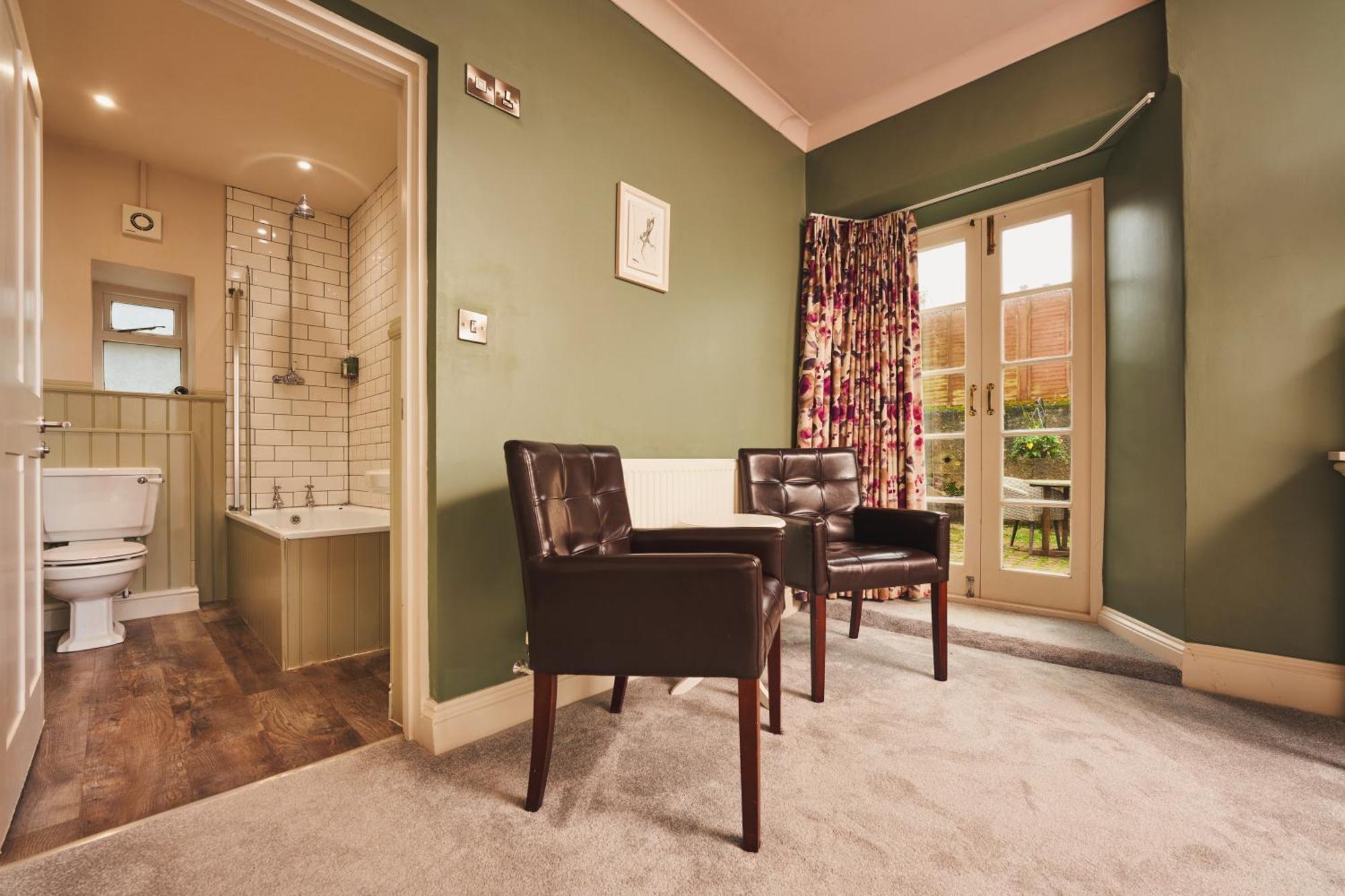 Rose And Crown Yealmpton Hotel Bagian luar foto