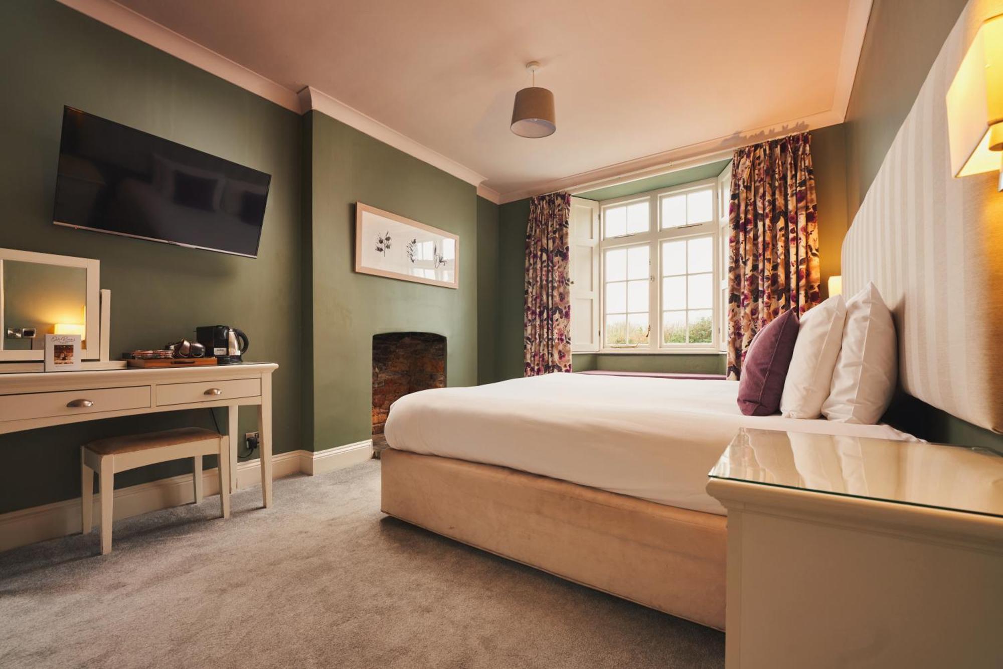 Rose And Crown Yealmpton Hotel Bagian luar foto